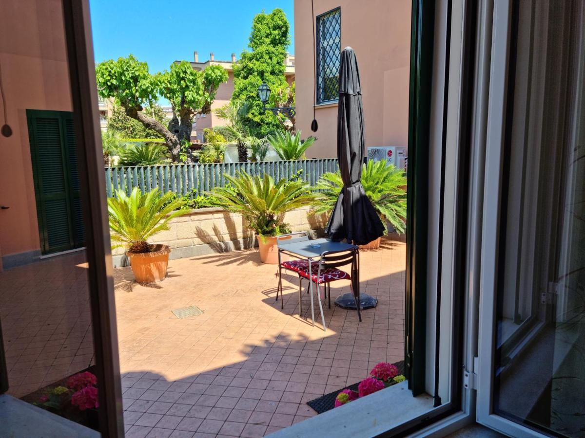 Il Casale Nel Parco Guesthouse Rome Exterior photo