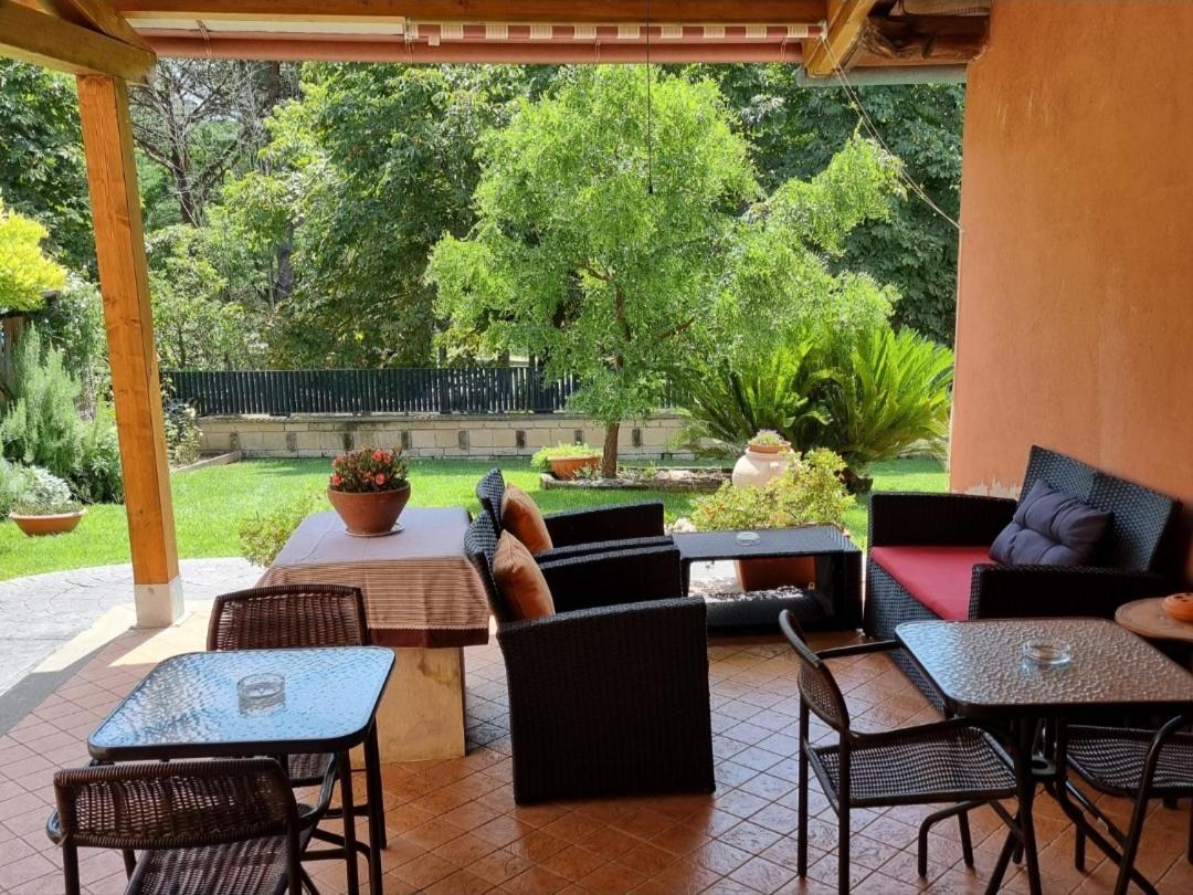Il Casale Nel Parco Guesthouse Rome Exterior photo